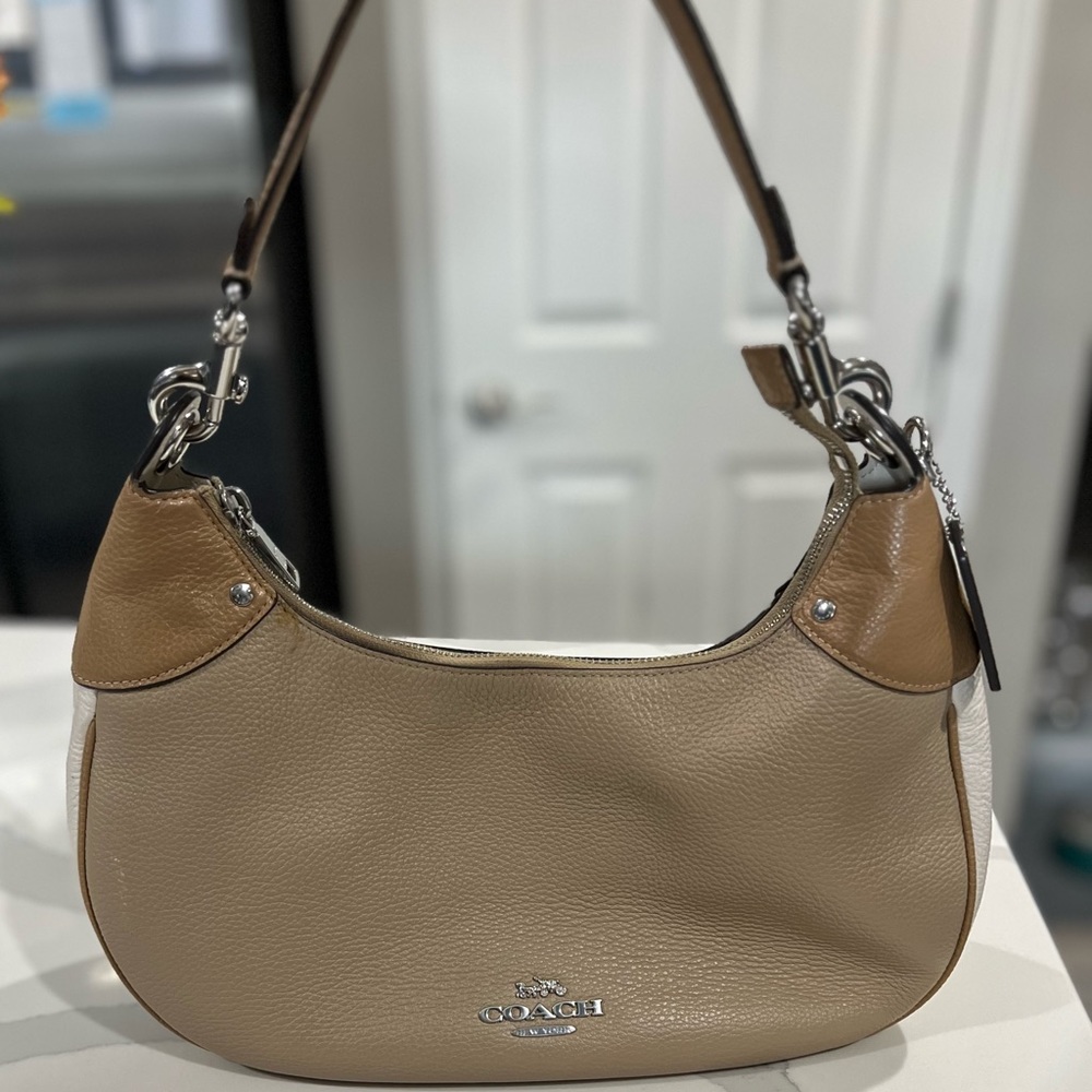 Authentic Coach Handbag. Excellent condition. Comes from smoke free home.